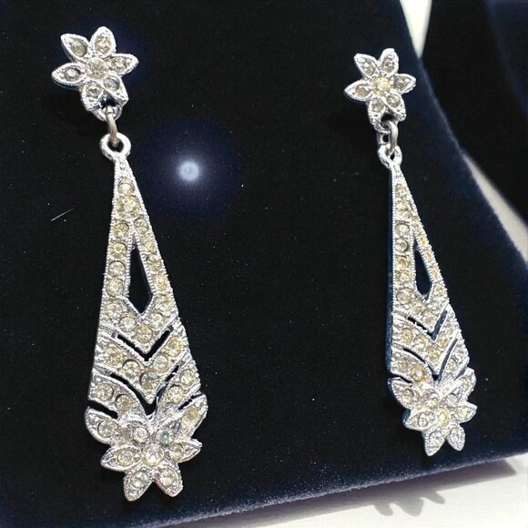 Kenneth Jay Lane KJL Crystal Rhinestone Dangle Earrings Runway Style Vintage - Picture 8 of 8